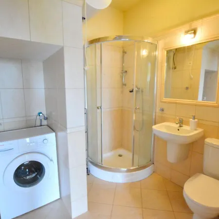 With A Fireplace In Feriehus *